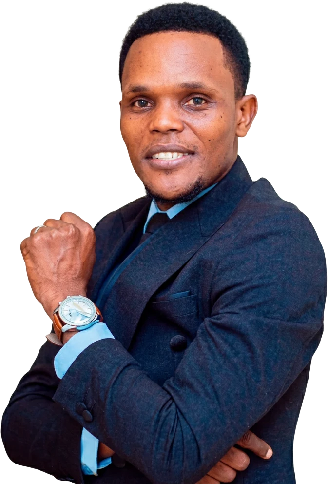 Prophet Edmound Mystic akiwa amevaa suti, bila mandharinyuma